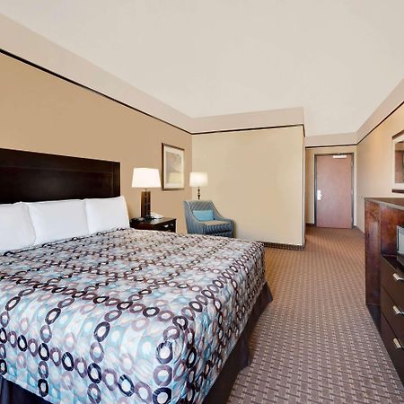 Super 8 By Wyndham Odessa Tx Hotel Exterior photo