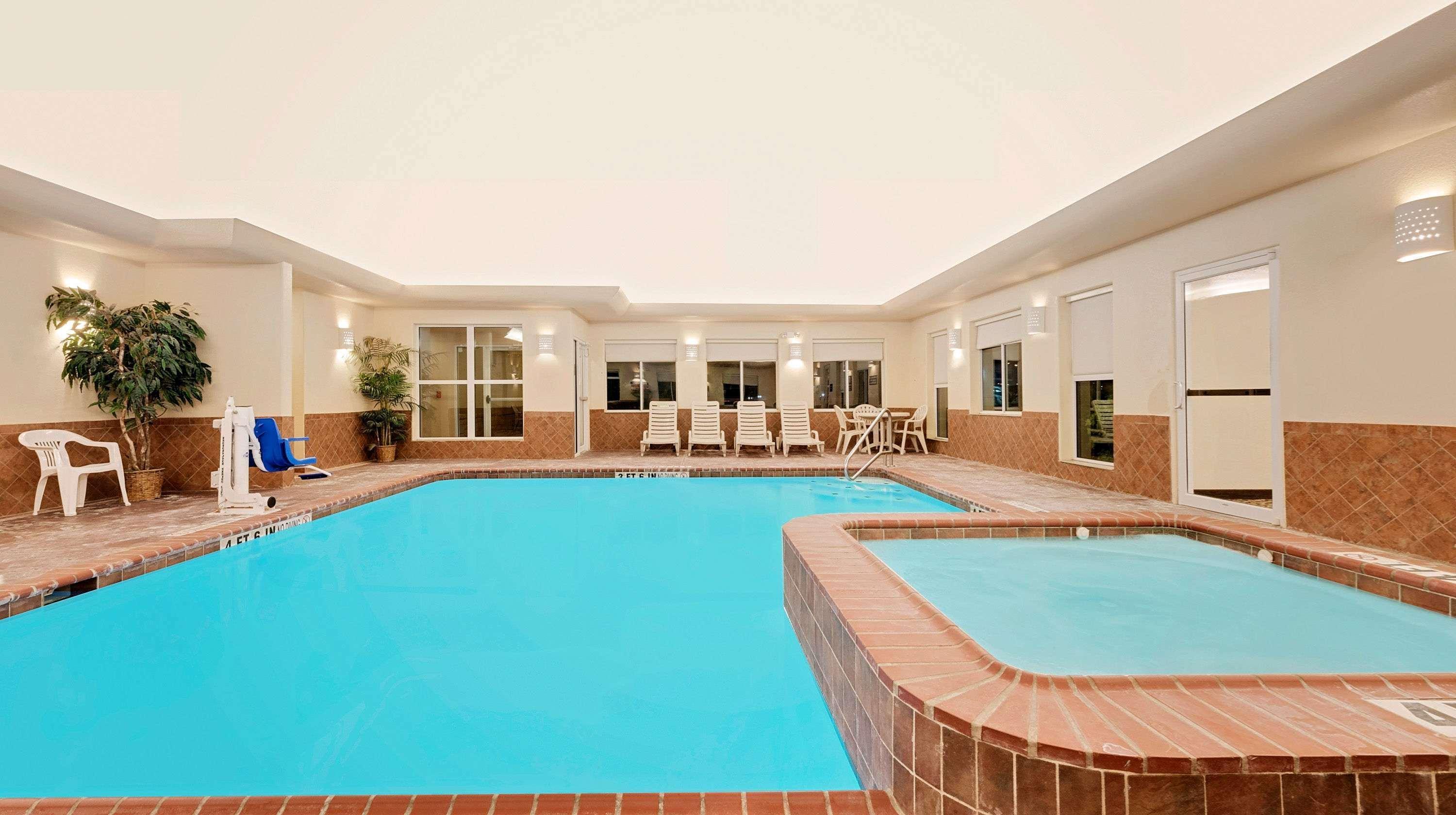 Super 8 By Wyndham Odessa Tx Hotel Exterior photo