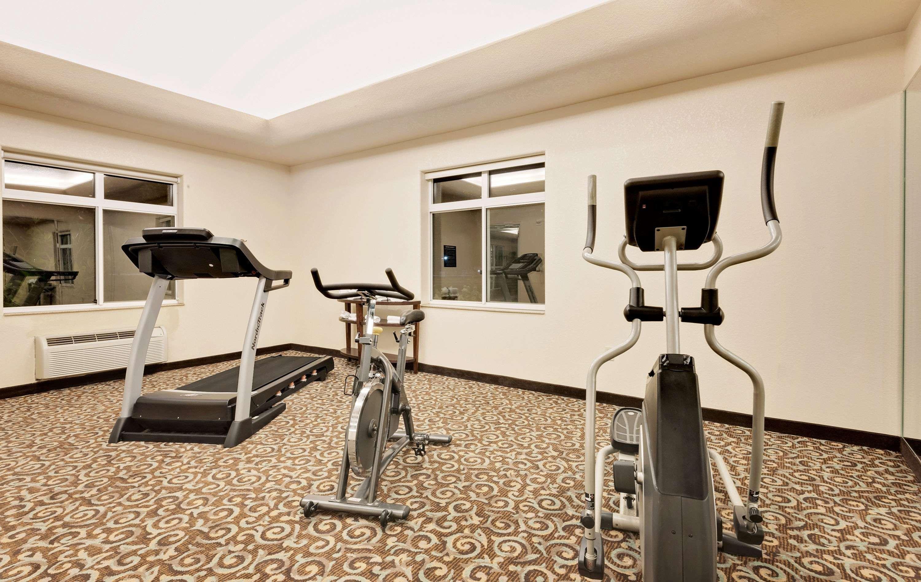 Super 8 By Wyndham Odessa Tx Hotel Exterior photo